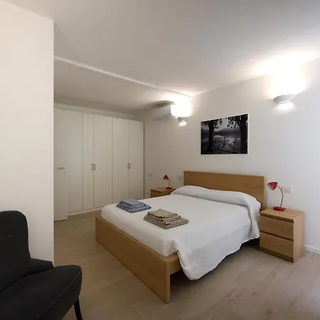 La Casa Del Fotografo Appartement Mandello del Lario
