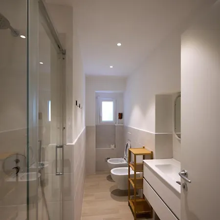 La Casa Del Fotografo Apartamento Mandello del Lario